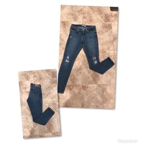 Levi 711 Skinny